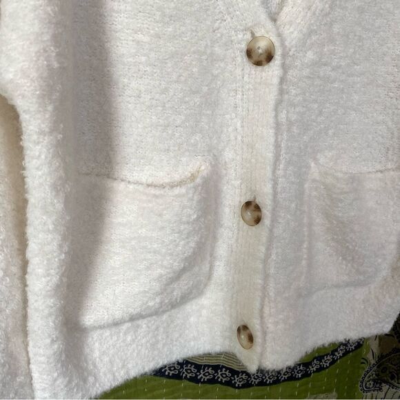 NWT Abercrombie and Fitch Lounge Ivory Boucle Wool Blend Cardigan Size Small - Picture 10 of 16